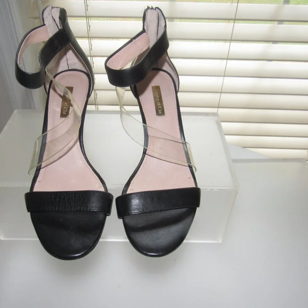 LOUISE ET CIE Hallia Minimalist Open Toe Chic Black Sandals Size 7M